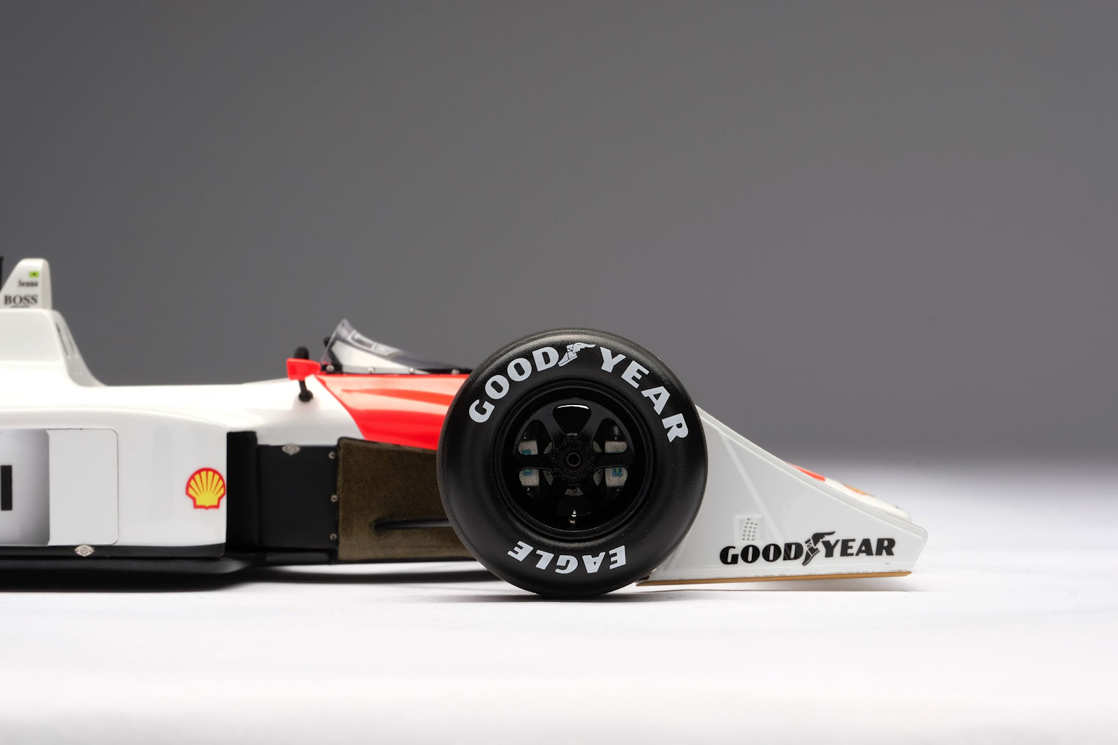1:18 Startnummern Heckflügel Decals für Senna McLaren MP4/8 